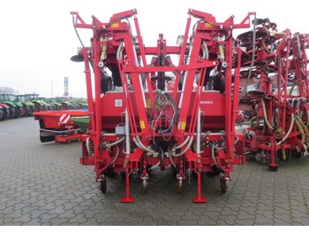 Seed drill Becker HKP 8-REIHIG: picture 1