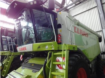 Combine harvester CLAAS Lexion 560: picture 1