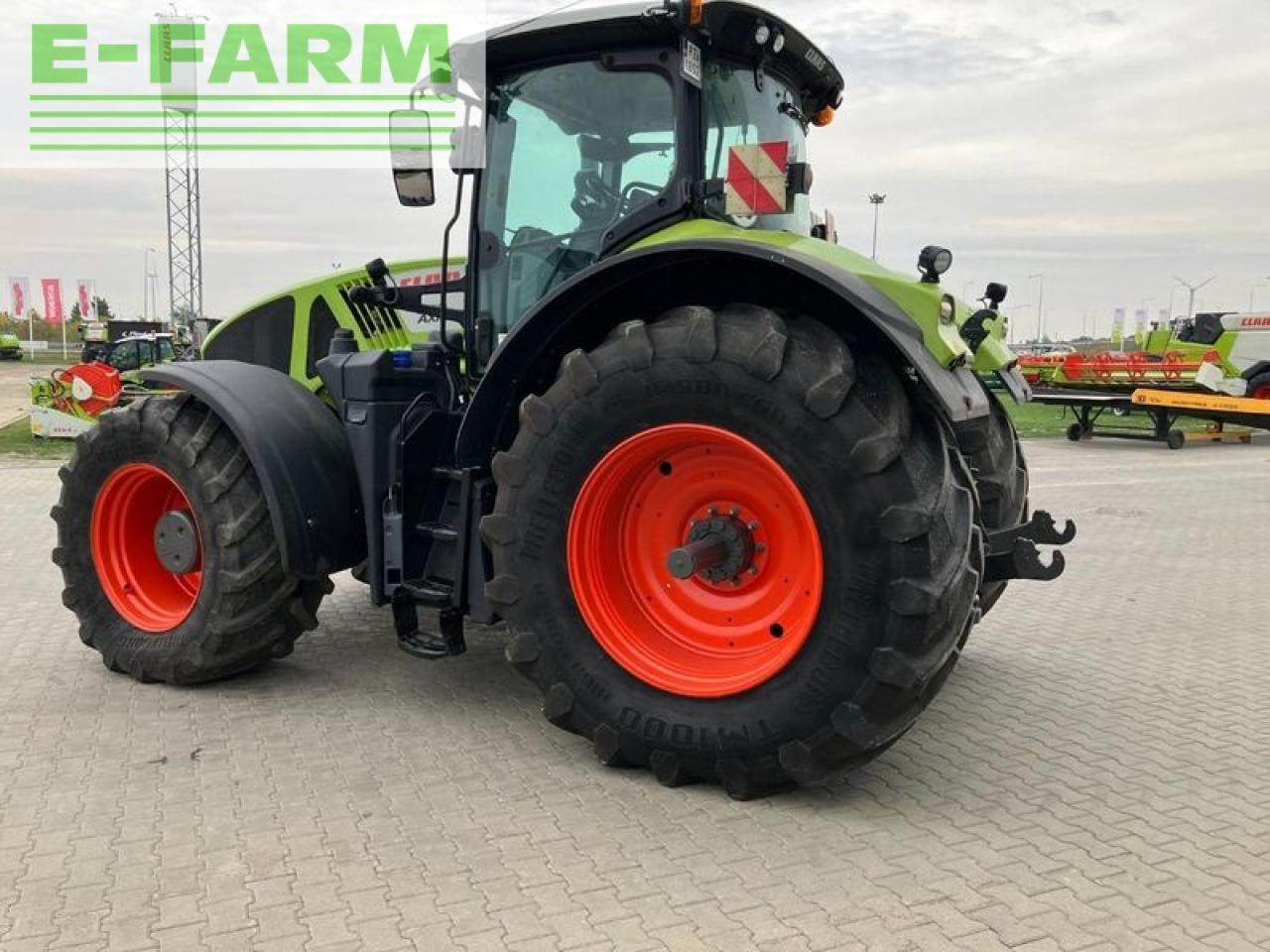 Farm tractor CLAAS axion 960: picture 5