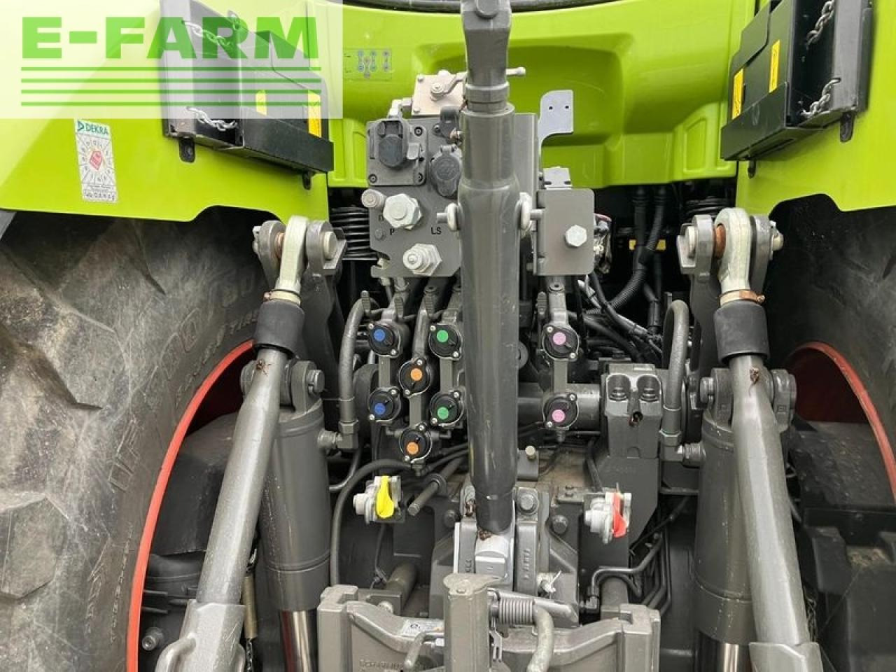 Farm tractor CLAAS axion 960: picture 12