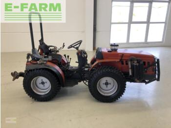 Farm tractor Carraro supertigre 5500: picture 1