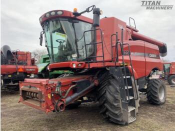 Combine harvester Case-IH axial flow 8230: picture 1