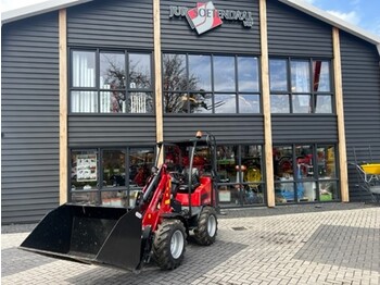  SCHÄFFER 2630 - Compact loader