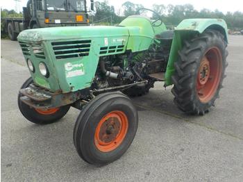 Farm tractor Deutz D40: picture 1