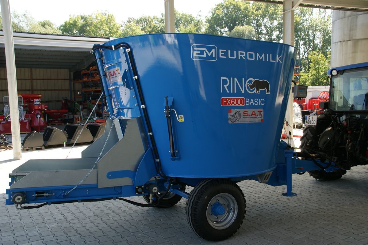 New Forage mixer wagon Euromilk FX 600- Basic-NEUMASCHINE: picture 11