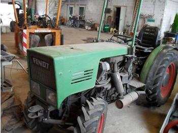 Fendt Schmalspurtrecker Allrad Typ 145/2 Xaver - Farm tractor