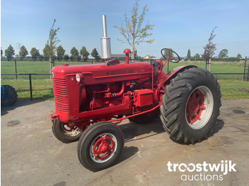 McCormick Super W6 Standard - Farm tractor
