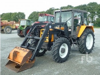 Renault R7732 - Farm tractor