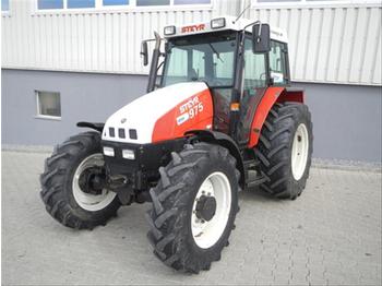 Steyr 975A mit Seitenauspu - Farm tractor