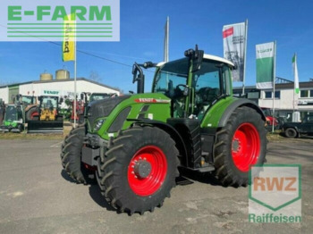 Farm tractor FENDT 724 Vario