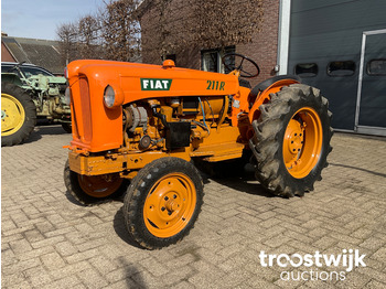 Farm tractor Fiat 211R: picture 1
