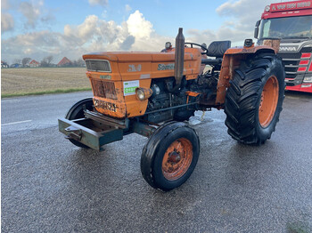 Farm tractor FIAT