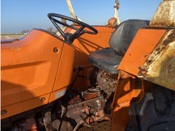 Farm tractor Fiat 640: picture 4