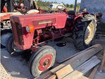 Farm tractor HARVEST /International Harvester B-414 ( 1961-1966 )/: picture 1