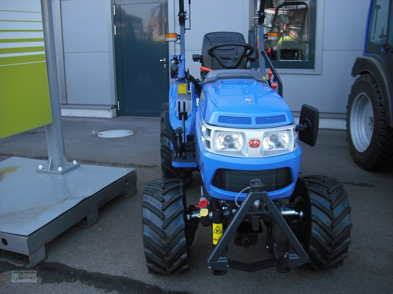 New Compact tractor Iseki TM 3267 AHL Bügel: picture 4