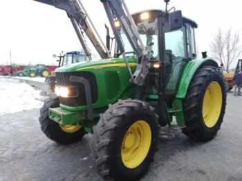 Farm tractor JOHN DEERE 6220: picture 1