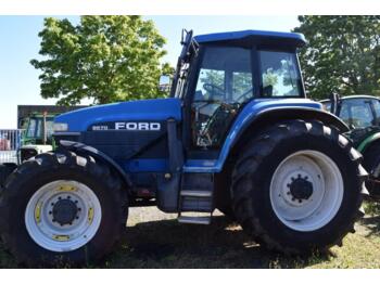 Farm tractor New Holland 8670: picture 1