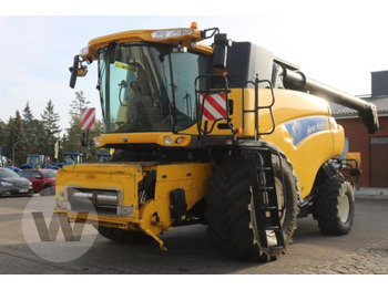 Combine harvester NEW HOLLAND CR9090