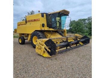 Combine harvester New Holland TX 36 SLH: picture 1