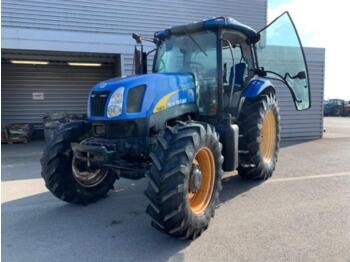Farm tractor New Holland t6030: picture 1