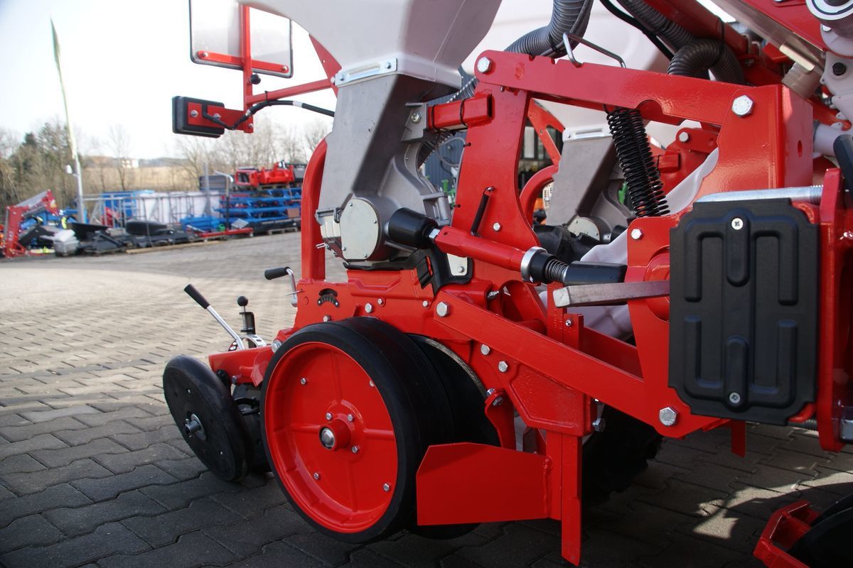 New Precision sowing machine Ozdoken VPHE-DGP-4 Einzelkornsämaschine NEU: picture 19