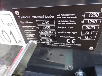 Schäffer 2028 SLT, niedrige Bauhöhe, - Agricultural machinery