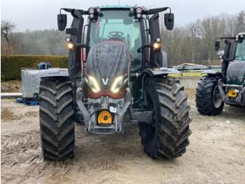 New Farm tractor Valtra T 235 D: picture 1