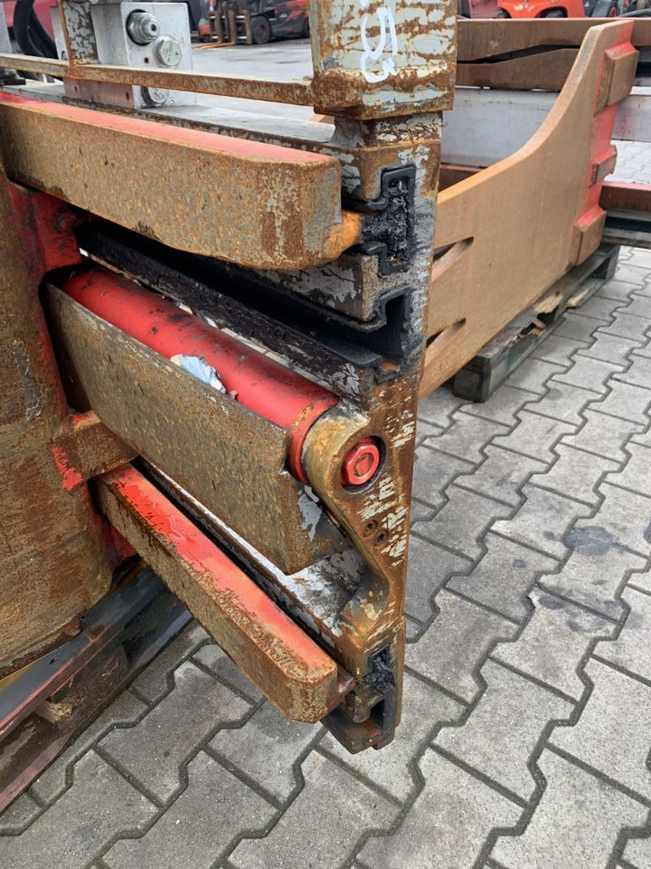 Clamp for Forklift Durwen PBK45: picture 10