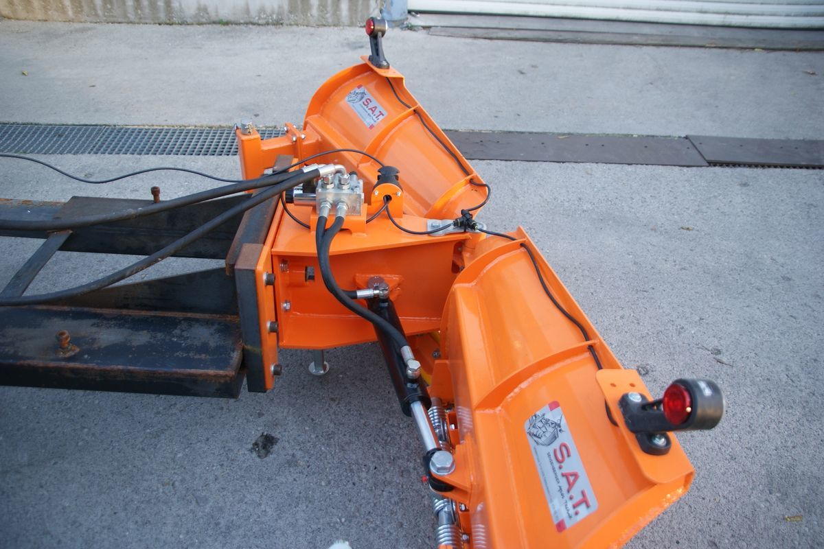 New Snow plough for Municipal/ Special vehicle SAT-Scheeschilder Economy/Kommunal: picture 9