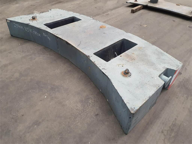 Counterweight for Construction machinery Terex Demag Challenger 4200 counterweight 3.2 Ton: picture 2