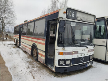 Suburban bus Mercedes-Benz O 307: picture 1