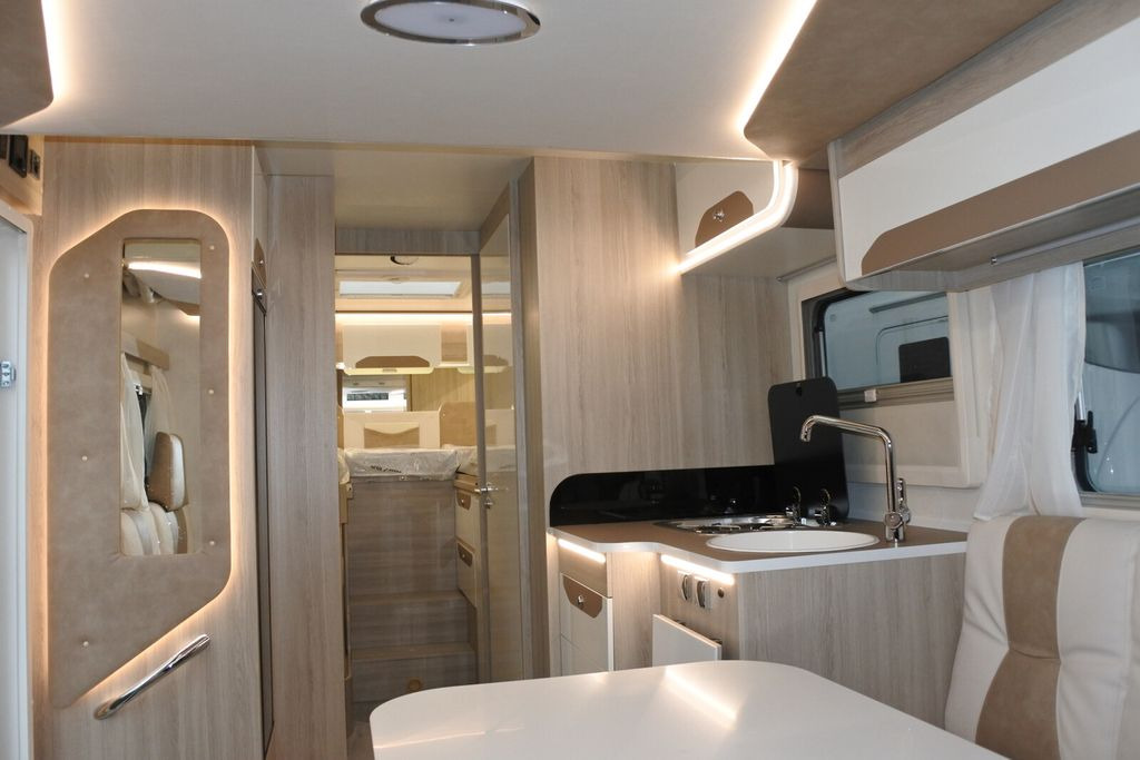 New Semi-integrated motorhome Ilusion XMK 740 FF Chassis + Elegance - Pak., Markise: picture 10