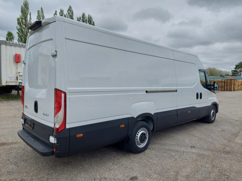 IVECO Daily 35S16V 4x2 leasing IVECO Daily 35S16V 4x2: picture 4