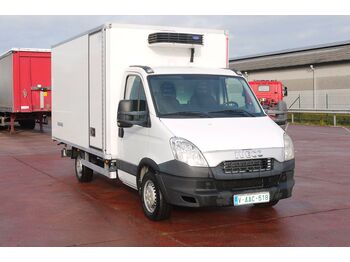 Refrigerated delivery van Iveco 35S13 DAILY KUHLKOFFER 4.20m CARRIER XARIOS 200: picture 1