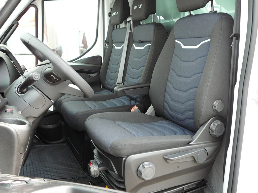 New Curtain side van Iveco Daily 70C18H Pritsche Plane 1000KG LBW: picture 15