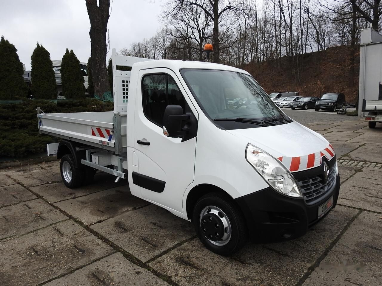 Renault Master Tipper leasing Renault Master Tipper: picture 1