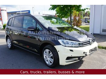 Passenger van Volkswagen Touran Trendline 2.0 TDI *Leder/Navi/LED/Kamera: picture 1
