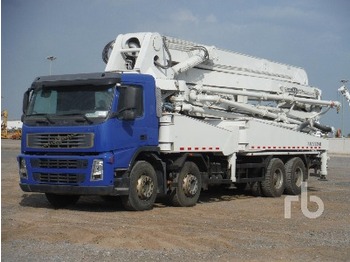Volvo FM12 8X4 W/Zoomlion Zlj5420Thb125-47 - Concrete pump truck