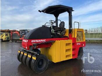 Road roller DYNAPAC CP142: picture 1