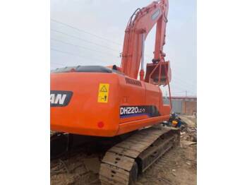 Crawler excavator Doosan DH 220LC-5: picture 1