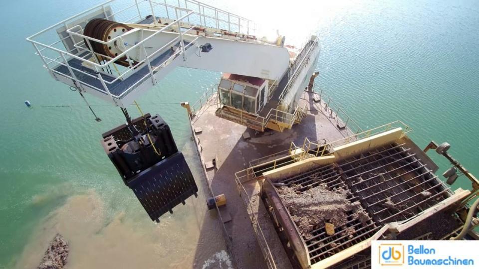 Amphibious excavator Fiebig Schwimmbagger 5m3 https://youtu.be/vkiHuGN-L1o: picture 5