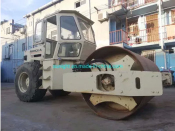 Compactor Good Price Used 10 Ton Vibratory Road Roller Ingersoll-Rand SD100 for Sale: picture 3