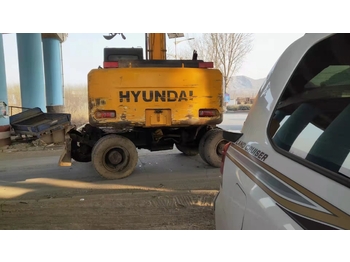 Wheel excavator HYUNDAI R210W-7: picture 1