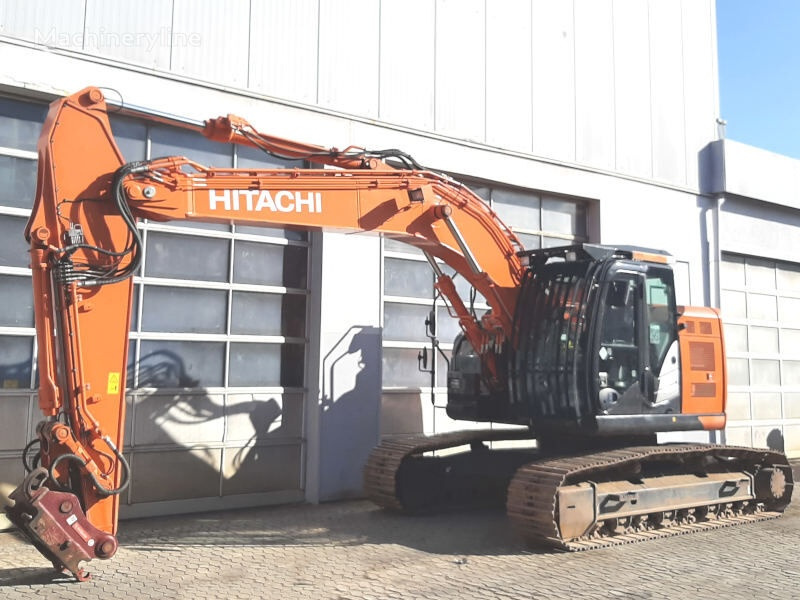 Crawler excavator Hitachi ZX225USLC-6: picture 3
