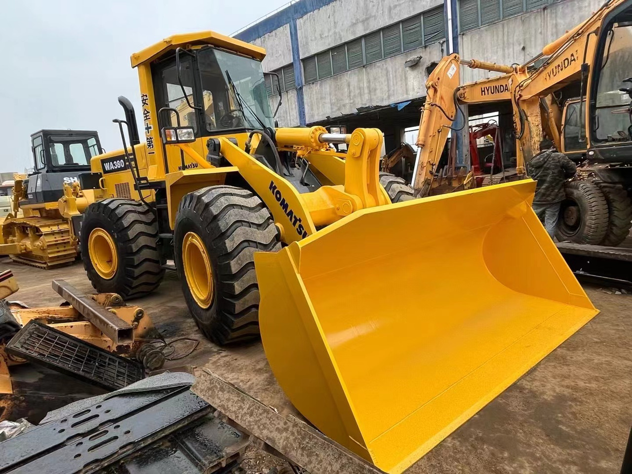 Wheel loader KOMATSU WA380 small Used Loader  for sale with cheap price: picture 7