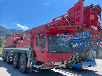 Mobile crane LIEBHERR LTM 1090-4.1: picture 1