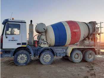 Concrete mixer truck MERCEDES-BENZ Actros A3235B 8x4: picture 1