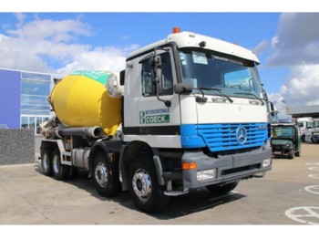 Concrete mixer truck Mercedes-Benz ACTROS 4140 K - LIEBHERR: picture 1