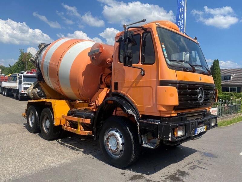 Concrete mixer truck Mercedes-Benz SK 2527 MANUAL FULL STEEL SPRING: picture 2