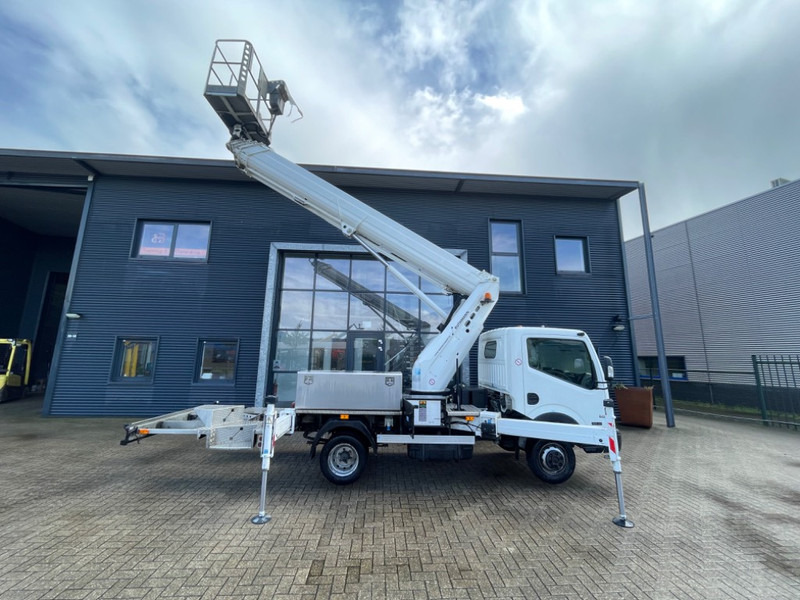Truck mounted aerial platform Ruthmann TB270: picture 16